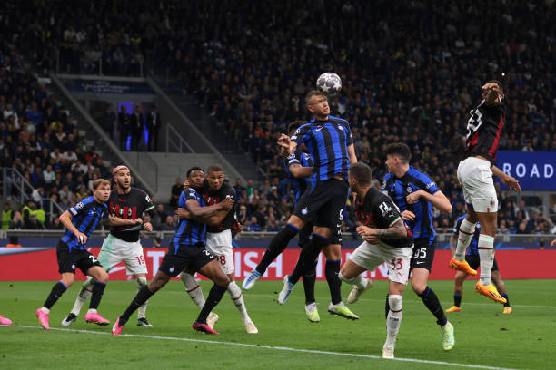 纽卡斯尔正 纽卡斯尔正