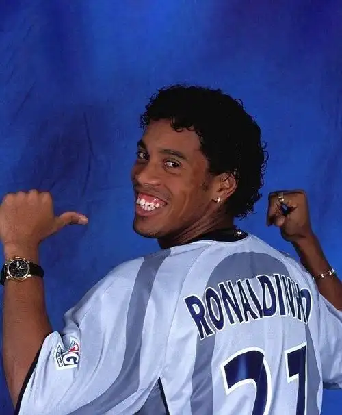 养年轻球员 养年轻球员