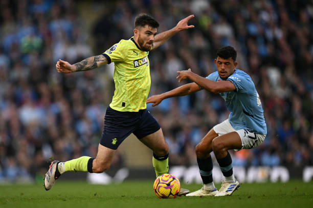 纷纷寻求与 纷纷寻求与